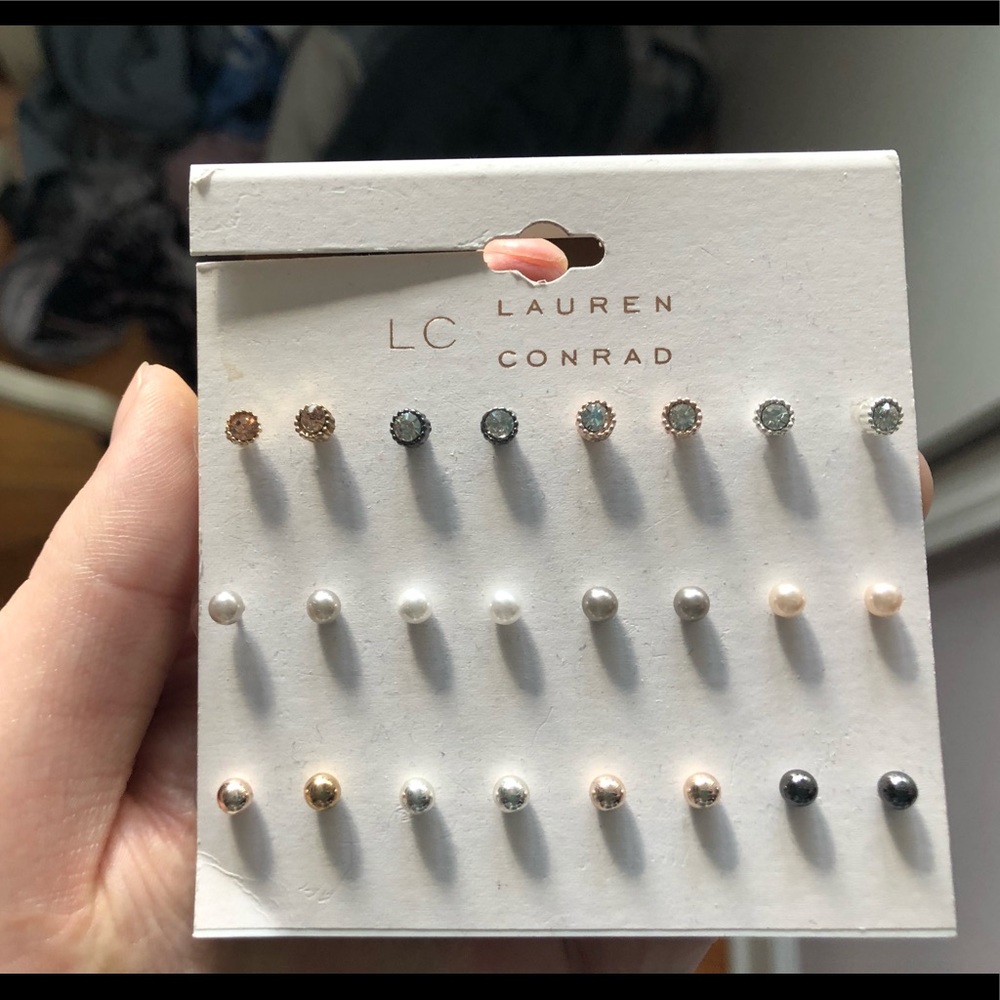 BRAND NEW LAUREN CONRAD EARRING SET!